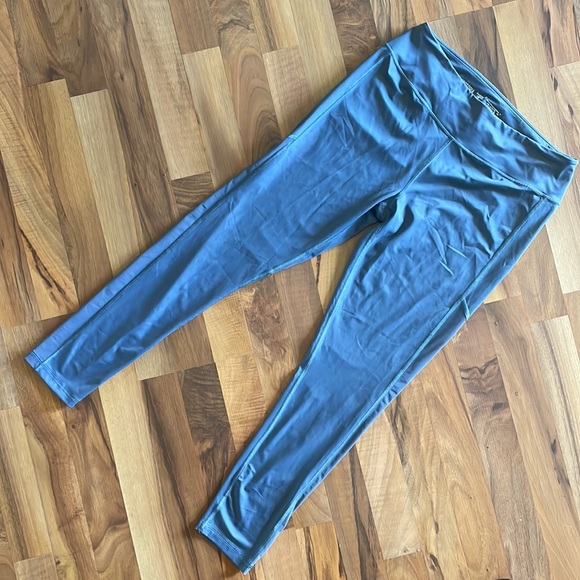 Victoria’s Secret Sport Leggings - Picture 1 of 4